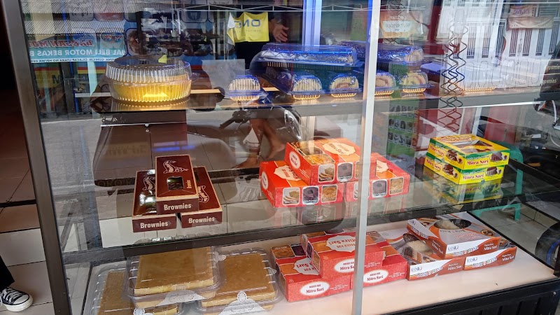 Manisnya Kehidupan Sehari-hari di Cilacap: Dessert Box by Afri
